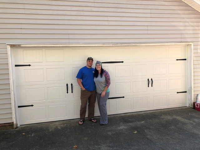 Residential Garage Door Service Installs Repairs Company Charlotte NC Matthews NC Indian Trail Monroe NC