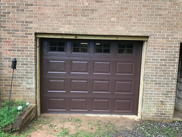 One Car Garage Door Service Installs Repairs Company Charlotte NC Matthews NC Indian Trail Monroe NC